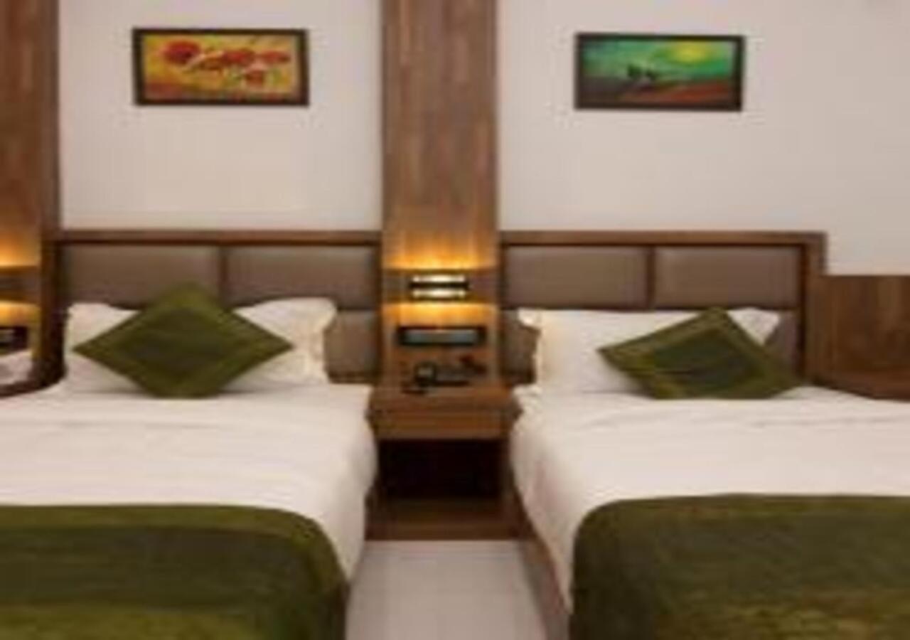 Hotel Meriton Mumbai International Airport T-2 Extérieur photo