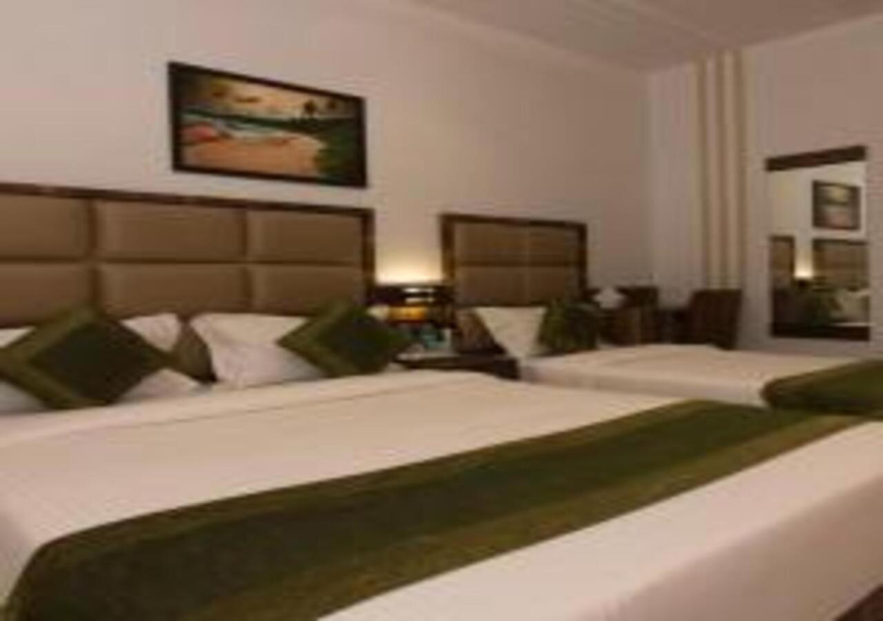 Hotel Meriton Mumbai International Airport T-2 Extérieur photo